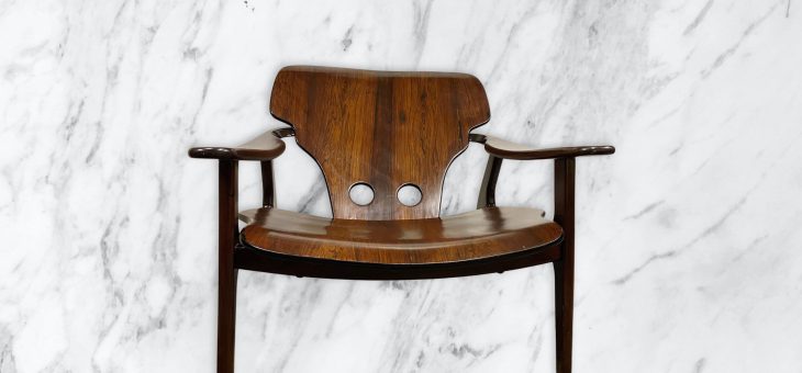 Par de Poltronas ´DIZ`