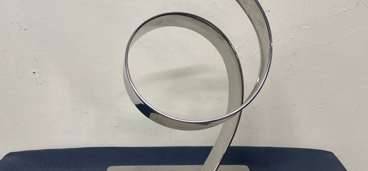 ESCULTURA DECORATICA DE MESA